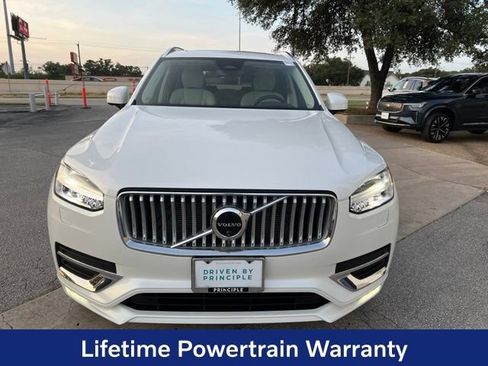 Certified 2025 Volvo XC90 B5 Plus w/ Protection Package Premier AWD/4WD image 2