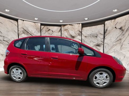 Used 2013 Honda Fit image 4