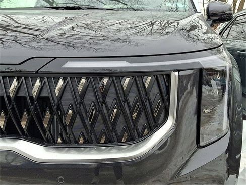 New 2026 Kia Carnival EX image 4