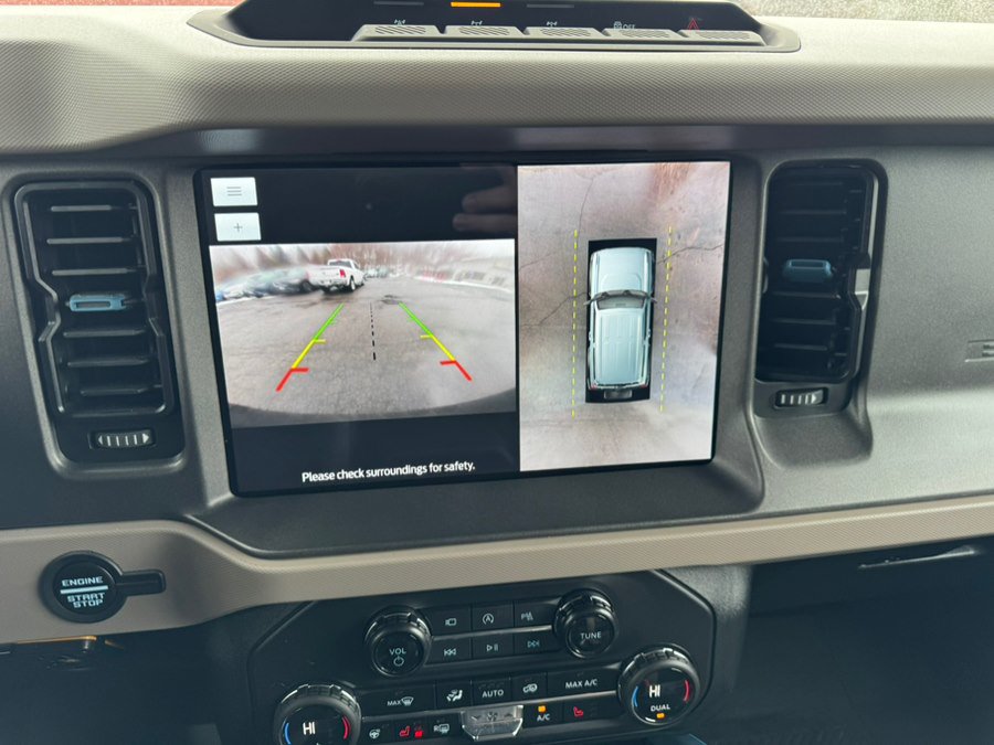 Used 2024 Ford Bronco Wildtrak AWD/4WD image 27