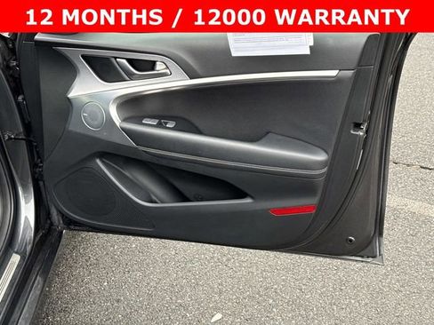 Used 2019 Genesis G70 3.3T Advanced image 8