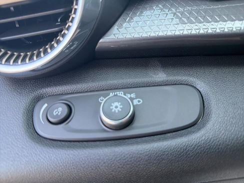 New 2026 Chevrolet Trax ACTIV image 28