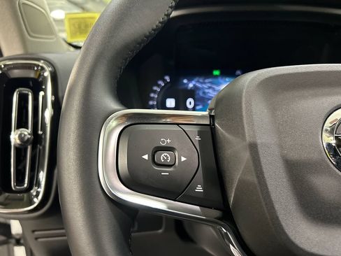 Certified 2026 Volvo XC40 B5 Plus AWD/4WD image 13
