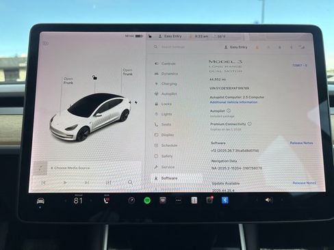 Used 2019 Tesla Model 3 Long Range image 25