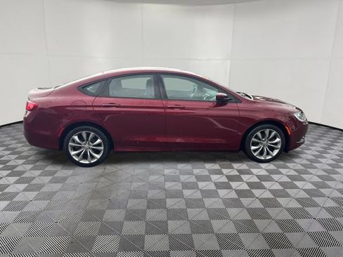 Used 2015 Chrysler 200 S FWD image 6