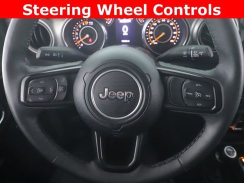 Used 2023 Jeep Gladiator Sport AWD/4WD image 20