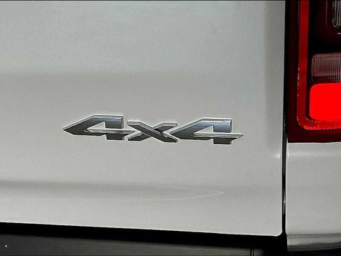 Used 2024 RAM 1500 Limited w/ Trailer Tow Group image 11