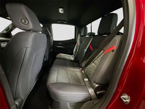 New 2024 Chevrolet Colorado Z71 w/ Z71 Convenience Package 2 image 25