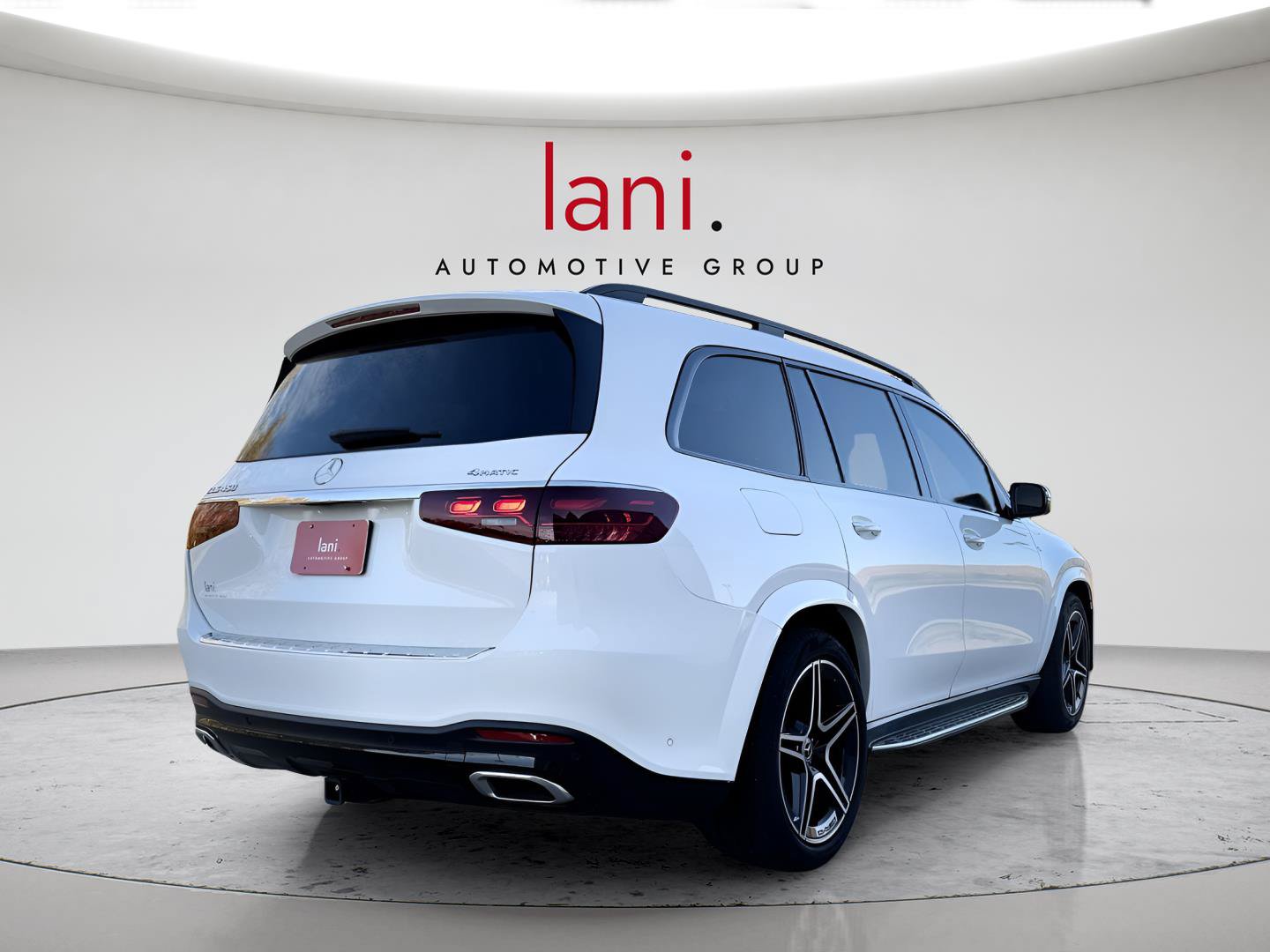 Used 2024 Mercedes-Benz GLS 450 4MATIC image 4