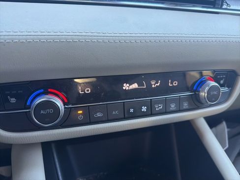 Used 2020 MAZDA MAZDA6 Touring image 17