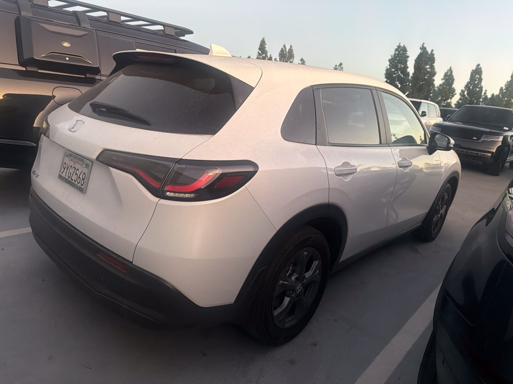 Used 2026 Honda HR-V LX image 3