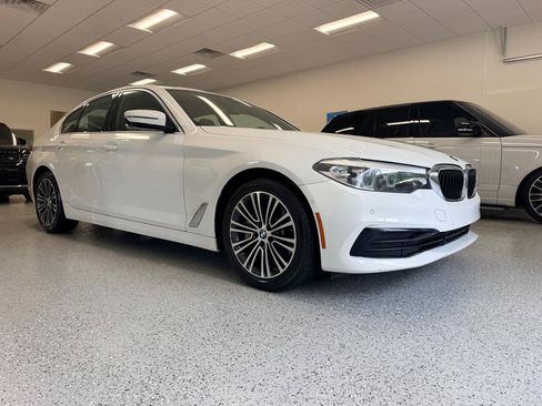 Used 2019 BMW 530i w/ Premium Package RWD image 11