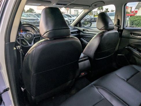 Used 2025 Nissan Altima 2.5 SR image 22