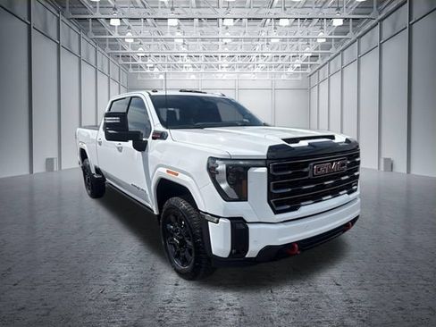 Used 2025 GMC Sierra 2500 AT4 w/ Max Trailering Package AWD/4WD image 7