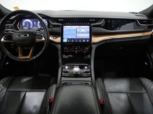 Used 2023 Jeep Grand Cherokee L Summit AWD/4WD image 11