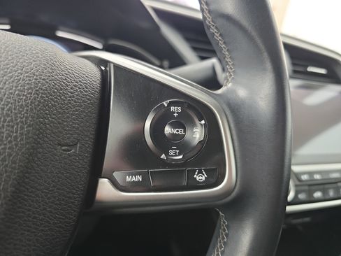 Used 2020 Honda Civic EX image 17