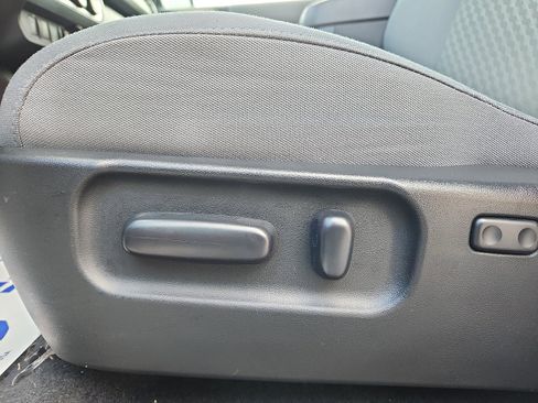 Used 2023 Toyota Tacoma SR5 w/ Technology Package image 23