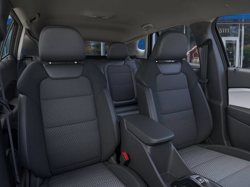 New 2026 Chevrolet Trax LT w/ LT Convenience Package FWD image 16