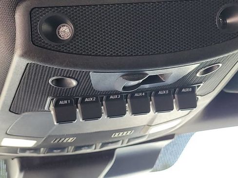 Used 2019 Ford F150 Raptor w/ Equipment Group 802A Luxury AWD/4WD image 9