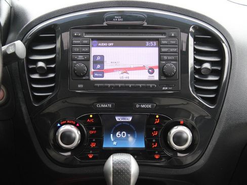 Used 2012 Nissan Juke SV AWD/4WD image 35