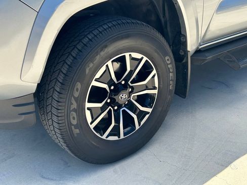 Used 2023 Toyota Tacoma TRD Sport w/ TRD Premium Sport Package RWD image 9