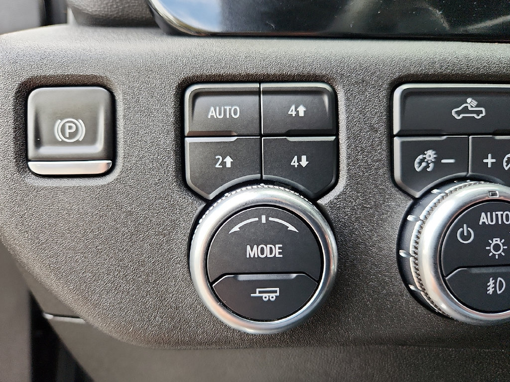 Used 2025 GMC Sierra 1500 Elevation w/ X31 Off-Road Package AWD/4WD image 23