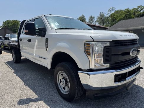 Used 2019 Ford F250 XL w/ Power Equipment Group image 9