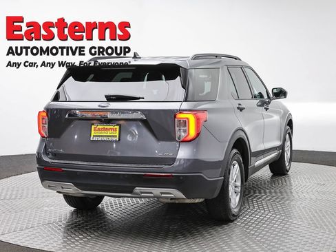 Used 2023 Ford Explorer XLT w/ Equipment Group 202A AWD/4WD image 5