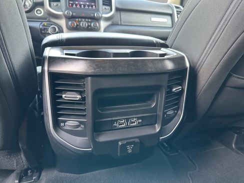Used 2020 RAM 1500 Big Horn AWD/4WD image 22