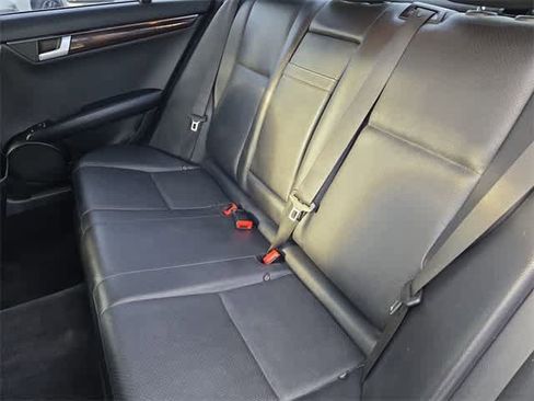 Used 2014 Mercedes-Benz C 250 Sedan image 19