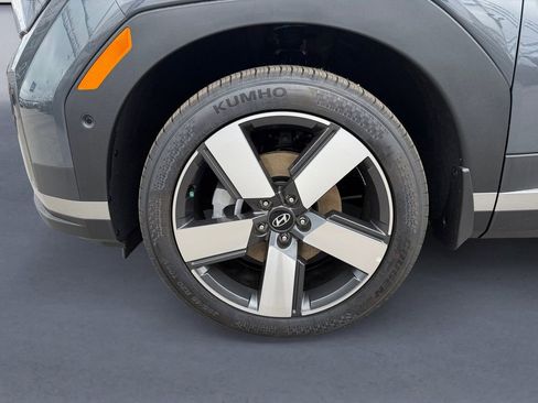 New 2026 Hyundai Santa Fe Limited FWD image 9