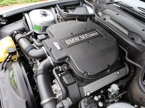 Used 2001 BMW Z8 RWD image 8