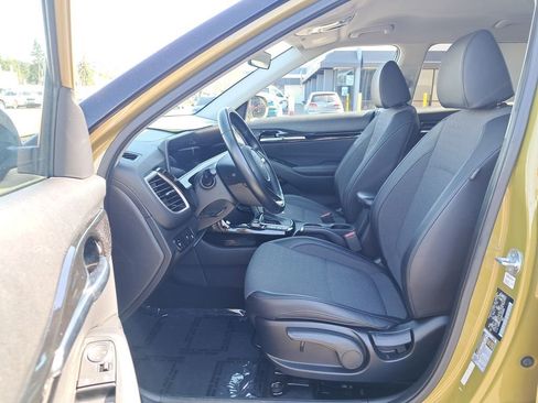 Used 2024 Kia Seltos S AWD/4WD image 11