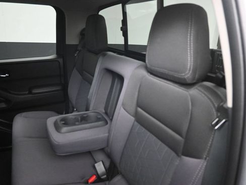 Used 2025 Nissan Frontier SV w/ SV Convenience Package AWD/4WD image 23