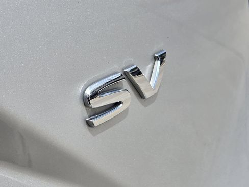 Used 2021 Nissan Murano SV FWD image 16