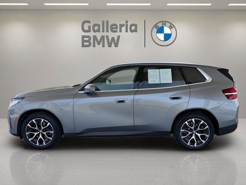 Used 2025 BMW X3 xDrive30i w/ Premium Package AWD/4WD image 10