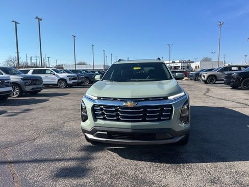 New 2026 Chevrolet Equinox LT FWD image 9