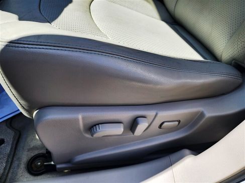 Used 2012 Nissan Rogue SL image 35