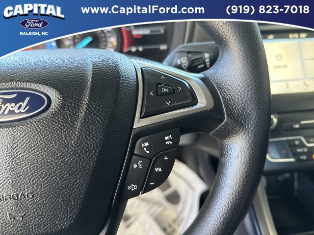 Certified 2018 Ford Fusion SE w/ Fusion SE Technology Package FWD image 24