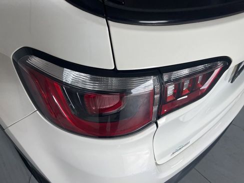 Used 2018 Jeep Compass Sport FWD image 42