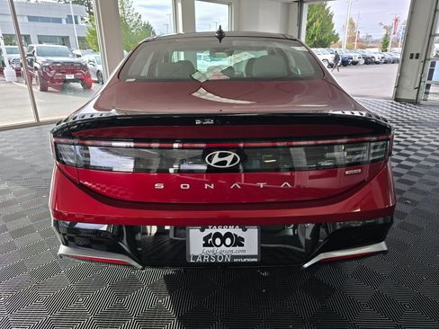 New 2026 Hyundai Sonata SEL image 5