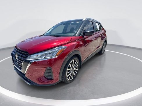 Used 2024 Nissan Kicks SV FWD image 10