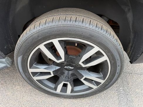 Used 2019 Chevrolet Tahoe LT image 14