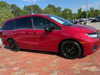 Used 2025 Honda Odyssey Sport-L video 3
