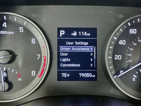 Used 2021 Hyundai Tucson Limited w/ Cargo Package FWD image 19