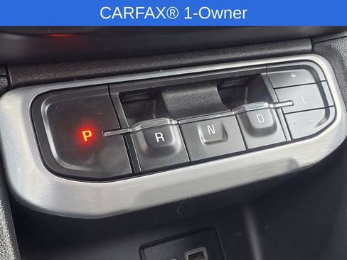 Certified 2022 GMC Acadia SLE w/ Driver Convenience Package FWD image 24