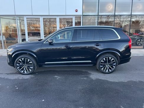 Used 2025 Volvo XC90 B5 Plus image 2
