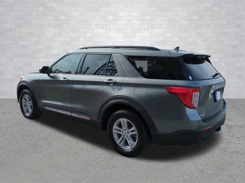 Certified 2022 Ford Explorer XLT w/ Class IV Trailer Tow Package image 6