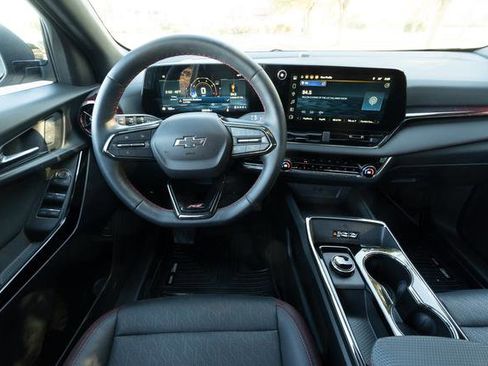 Used 2025 Chevrolet Equinox RS w/ Safety and Technology Package image 15