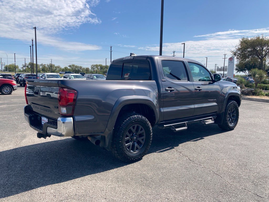 Used 2023 Toyota Tacoma SR5 RWD image 5